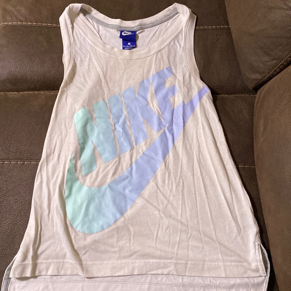 XS white NIKE tank top